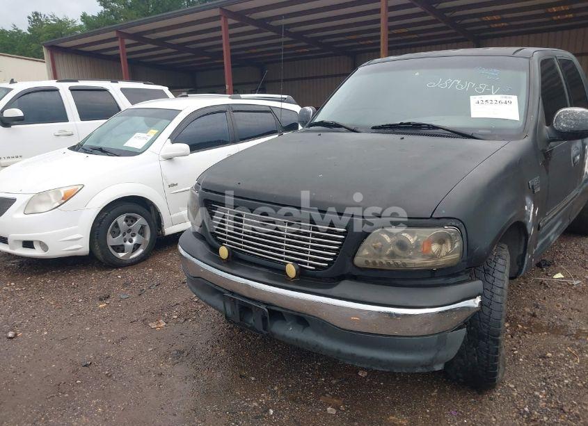 Photo 6 of 2001 Ford F-150 HARLEY-DAVIDSON EDITION/KING RANCH EDITION/LARIAT/XLT (VIN 1FTRW07L41KB76786)