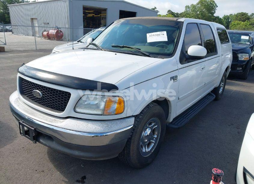 Photo 2 of 2002 Ford F-150 LARIAT/XLT (VIN 1FTRW07L42KA60229)