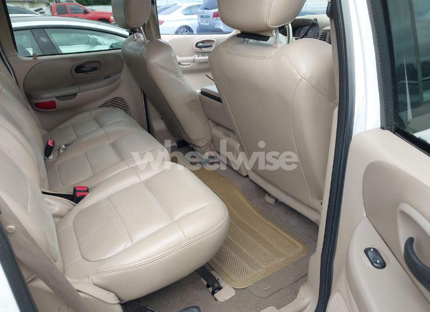 Photo 8 of 2002 Ford F-150 LARIAT/XLT (VIN 1FTRW07L42KA60229)