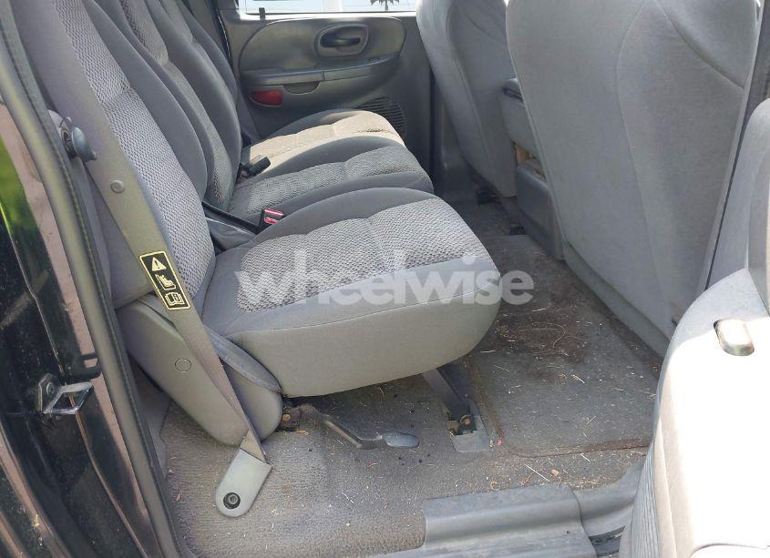 Photo 8 of 2002 Ford F-150 LARIAT/XLT (VIN 1FTRW07L42KD74947)