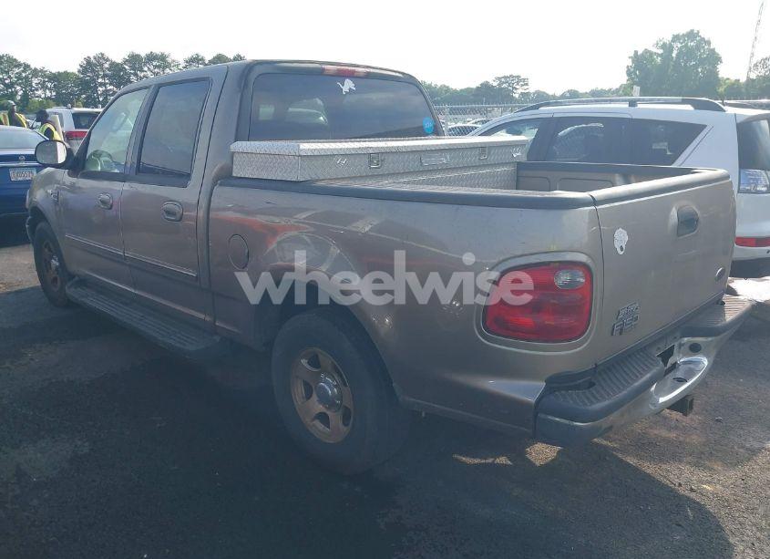 Photo 3 of 2003 Ford F-150 LARIAT/XLT (VIN 1FTRW07L43KA58773)