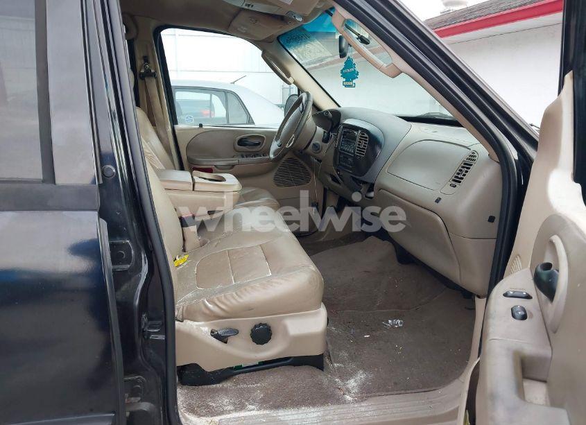 Photo 5 of 2003 Ford F-150 LARIAT/XLT (VIN 1FTRW07L43KB41846)