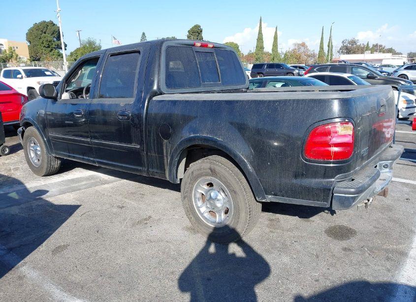 Photo 3 of 2002 Ford F-150 LARIAT/XLT (VIN 1FTRW07L52KB71064)