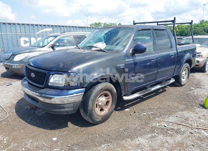 Photo 2 of 2003 Ford F-150 LARIAT/XLT (VIN 1FTRW07L53KA75386)