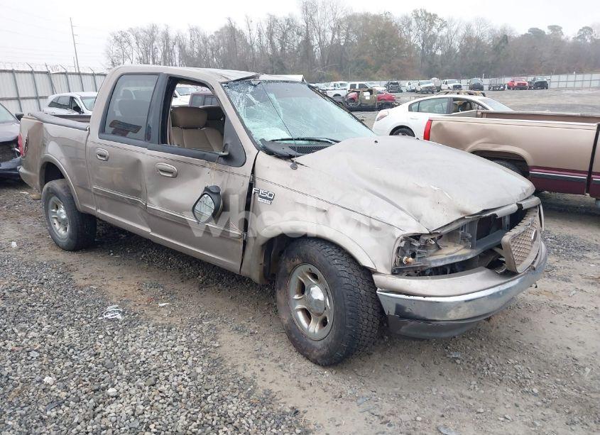 2003 Ford F-150 LARIAT/XLT (VIN 1FTRW07L53KB16888) main photo