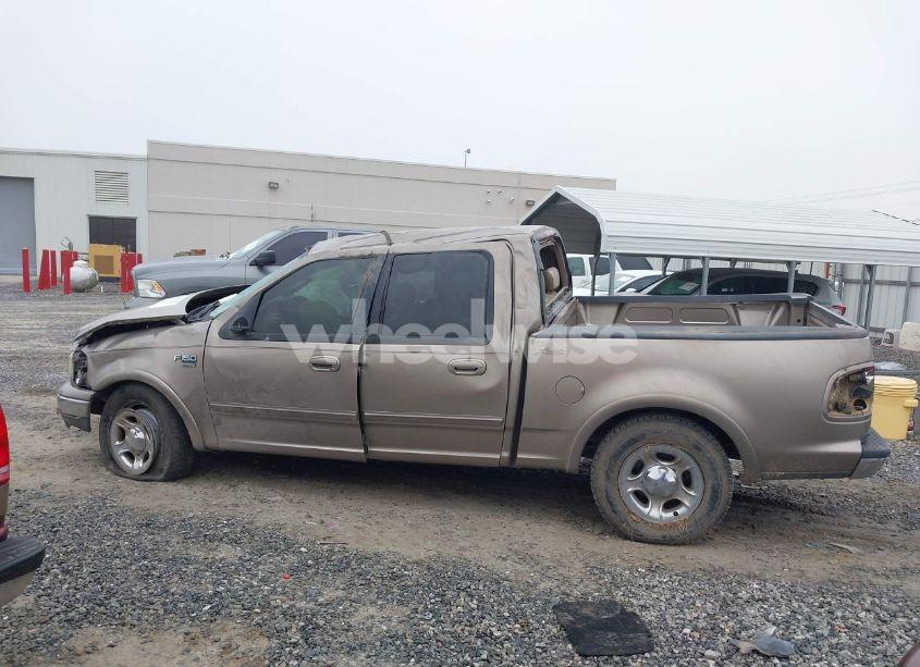 Photo 15 of 2003 Ford F-150 LARIAT/XLT (VIN 1FTRW07L53KB16888)