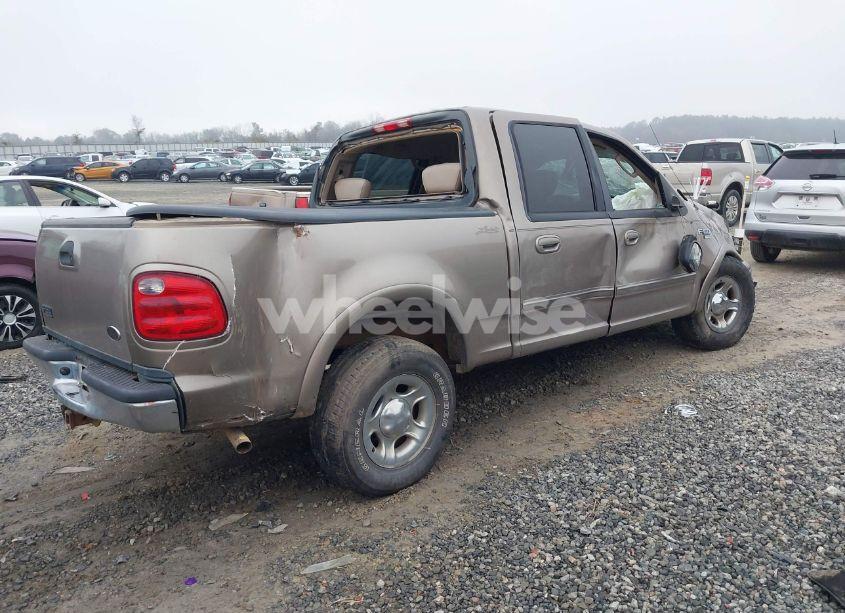 Photo 4 of 2003 Ford F-150 LARIAT/XLT (VIN 1FTRW07L53KB16888)