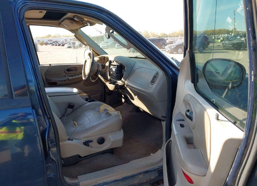 Photo 5 of 2003 Ford F-150 LARIAT/XLT (VIN 1FTRW07L53KB91395)