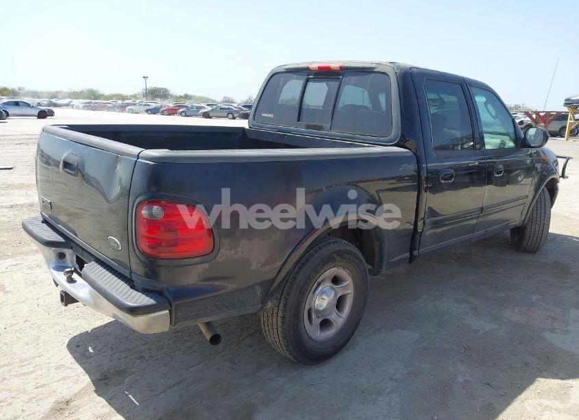 Photo 4 of 2003 Ford F-150 LARIAT/XLT (VIN 1FTRW07L53KC01651)