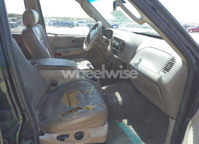 Photo 5 of 2003 Ford F-150 LARIAT/XLT (VIN 1FTRW07L53KC01651)