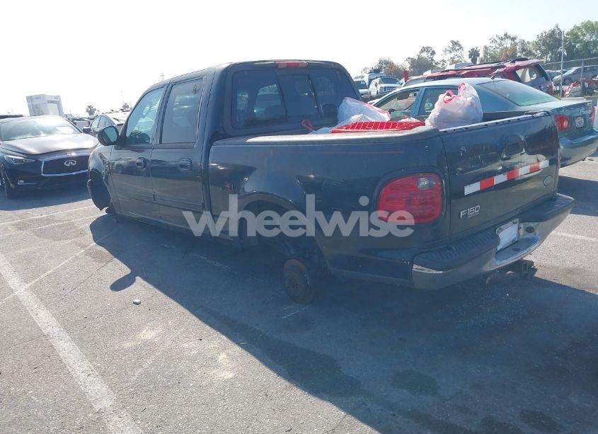 Photo 3 of 2003 Ford F-150 LARIAT/XLT (VIN 1FTRW07L53KC57704)