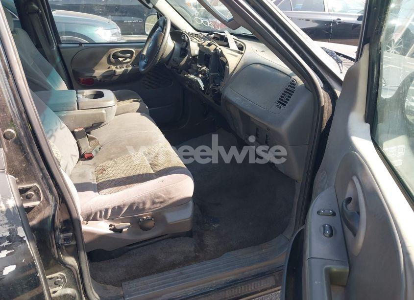 Photo 5 of 2003 Ford F-150 LARIAT/XLT (VIN 1FTRW07L53KC57704)