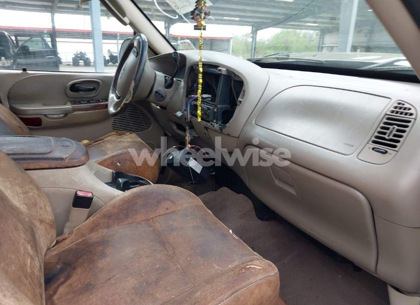 Photo 5 of 2003 Ford F-150 LARIAT/XLT (VIN 1FTRW07L53KD26259)