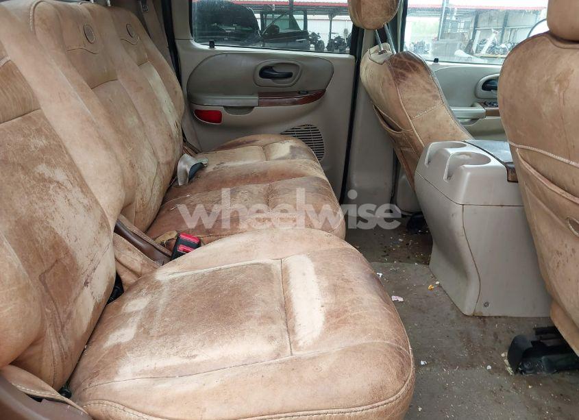 Photo 8 of 2003 Ford F-150 LARIAT/XLT (VIN 1FTRW07L53KD26259)