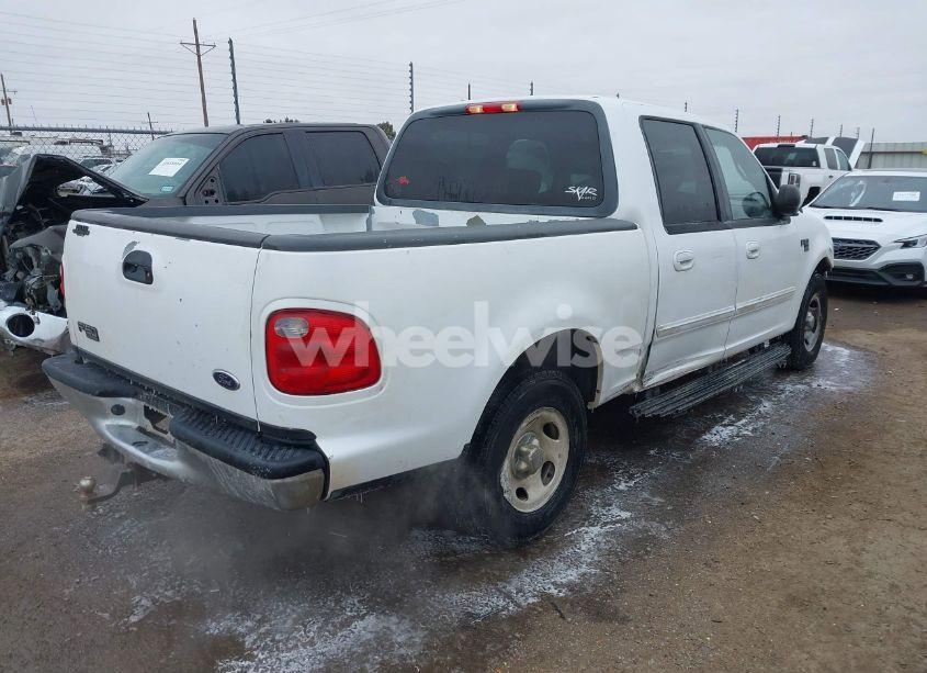 Photo 4 of 2001 Ford F-150 HARLEY-DAVIDSON EDITION/KING RANCH EDITION/LARIAT/XLT (VIN 1FTRW07L61KB86414)