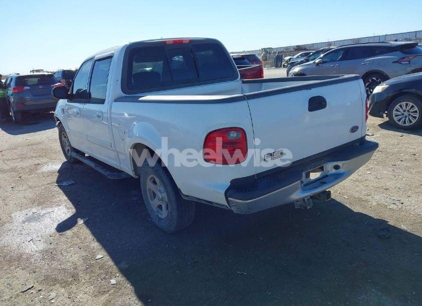 Photo 3 of 2001 Ford F-150 HARLEY-DAVIDSON EDITION/KING RANCH EDITION/LARIAT/XLT (VIN 1FTRW07L61KB96831)