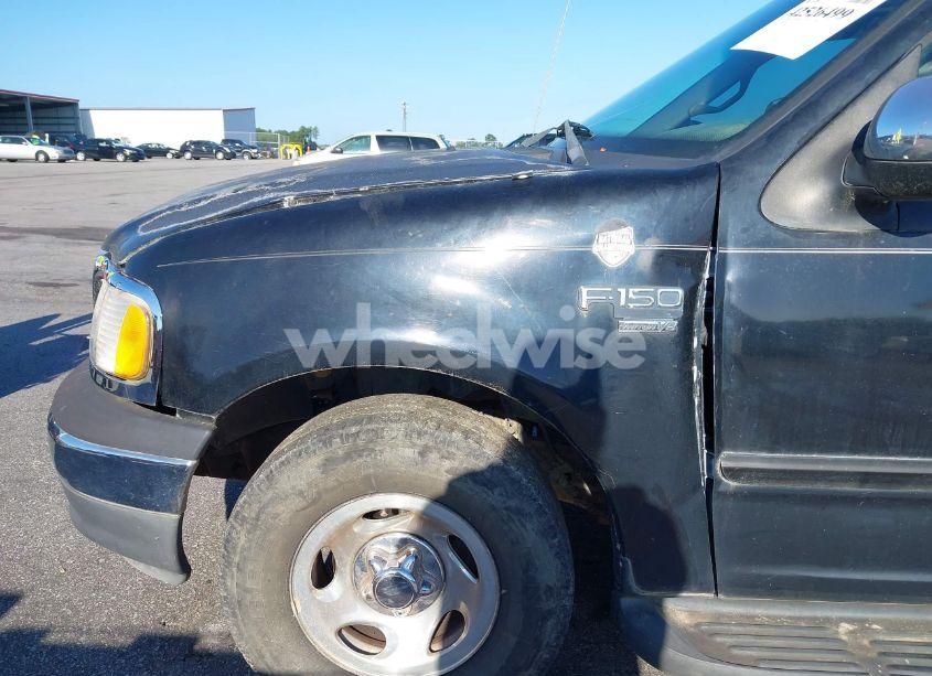 Photo 6 of 2001 Ford F-150 HARLEY-DAVIDSON EDITION/KING RANCH EDITION/LARIAT/XLT (VIN 1FTRW07L61KC53030)