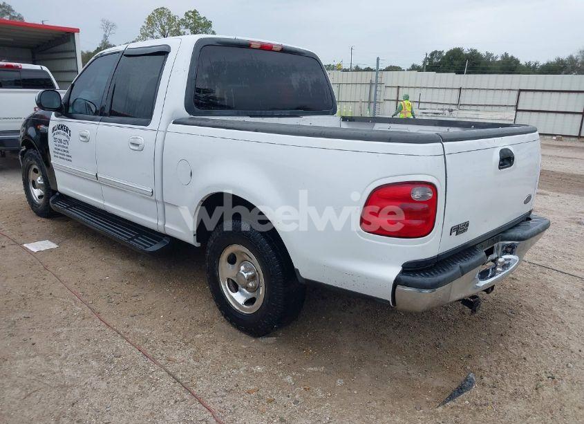 Photo 3 of 2002 Ford F-150 LARIAT/XLT (VIN 1FTRW07L62KB36162)
