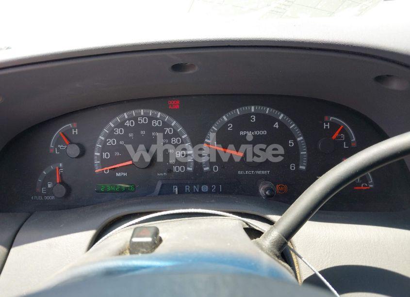 Photo 7 of 2002 Ford F-150 LARIAT/XLT (VIN 1FTRW07L62KB91999)