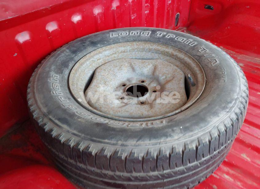 Photo 12 of 2002 Ford F-150 LARIAT/XLT (VIN 1FTRW07L72KD15052)