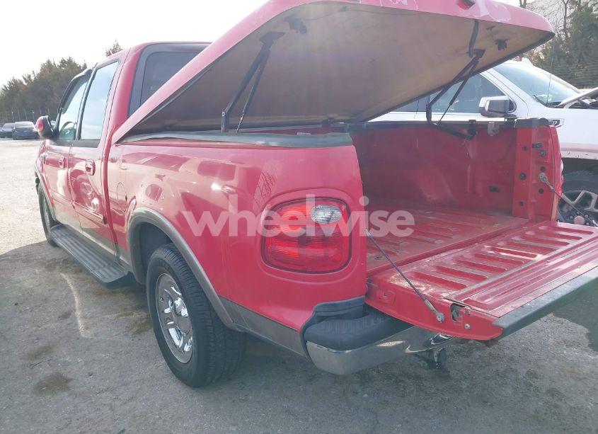 Photo 3 of 2002 Ford F-150 LARIAT/XLT (VIN 1FTRW07L72KD15052)