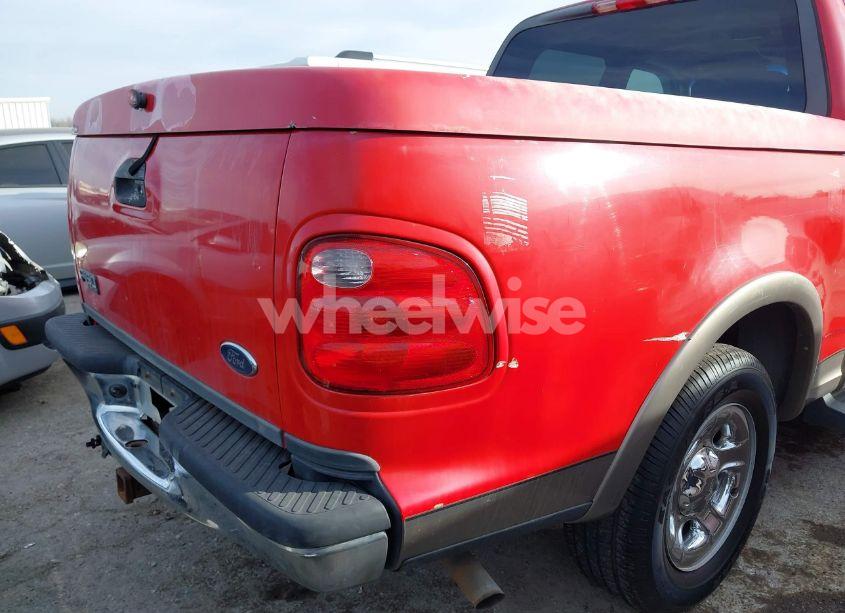 Photo 6 of 2002 Ford F-150 LARIAT/XLT (VIN 1FTRW07L72KD15052)