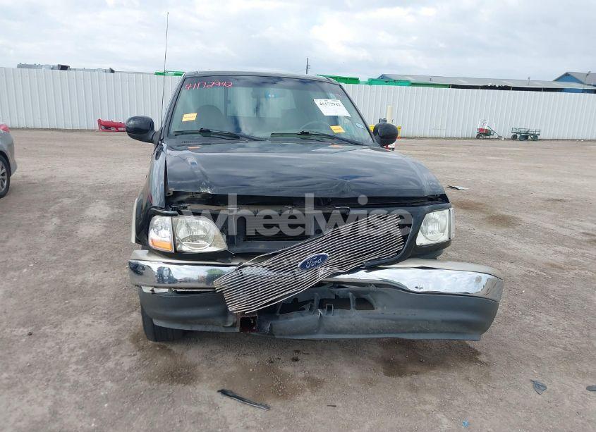 Photo 6 of 2001 Ford F-150 HARLEY-DAVIDSON EDITION/KING RANCH EDITION/LARIAT/XLT (VIN 1FTRW07L81KD69233)