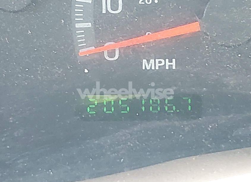 Photo 16 of 2002 Ford F-150 LARIAT/XLT (VIN 1FTRW07L82KB60091)