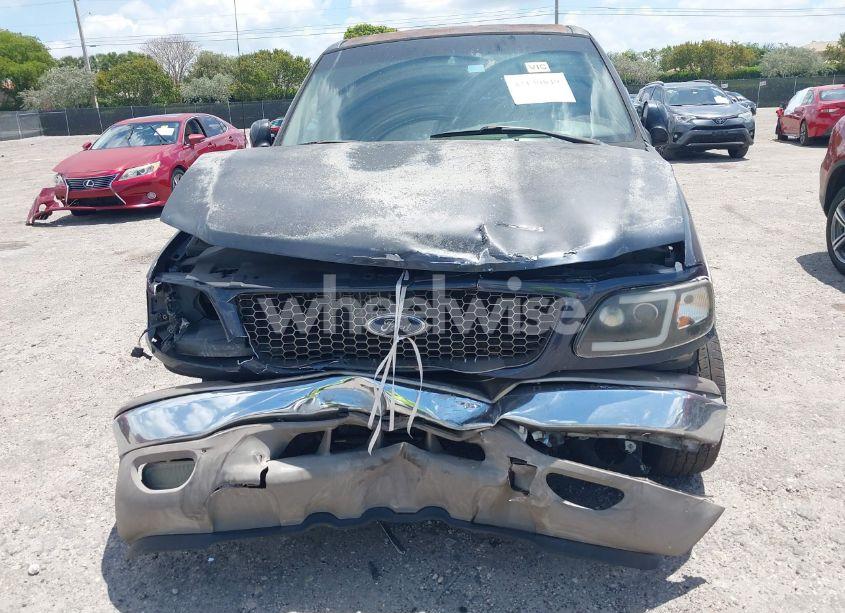 Photo 6 of 2002 Ford F-150 LARIAT/XLT (VIN 1FTRW07L82KB60091)