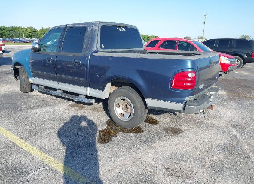 Photo 3 of 2002 Ford F-150 LARIAT/XLT (VIN 1FTRW07L82KD05954)