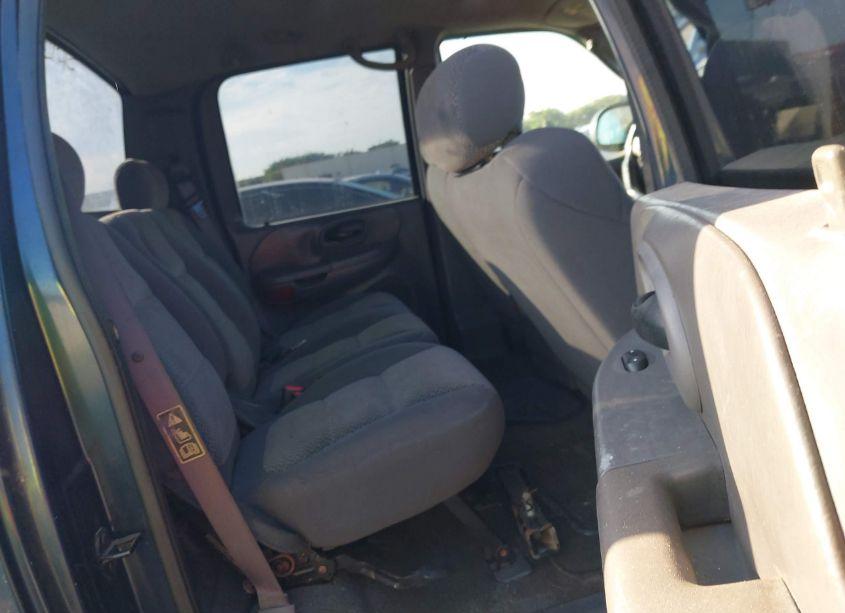 Photo 8 of 2002 Ford F-150 LARIAT/XLT (VIN 1FTRW07L82KD05954)