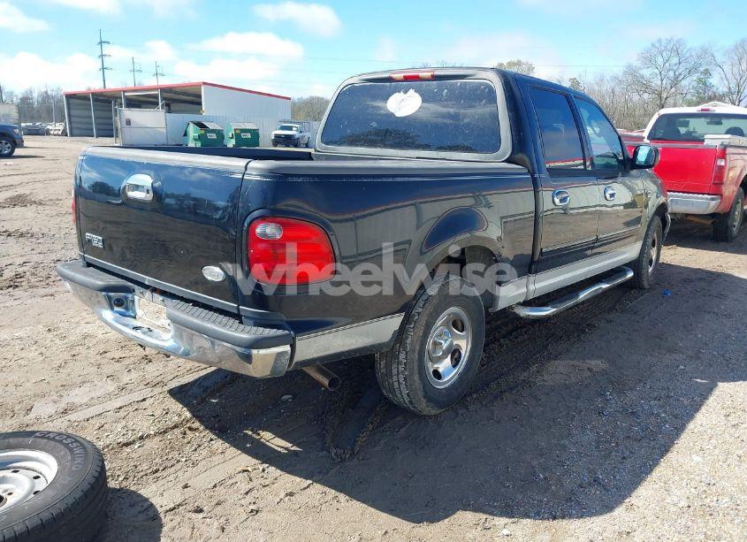 Photo 4 of 2003 Ford F150 SUPERCREW (VIN 1FTRW07L83KB83386)