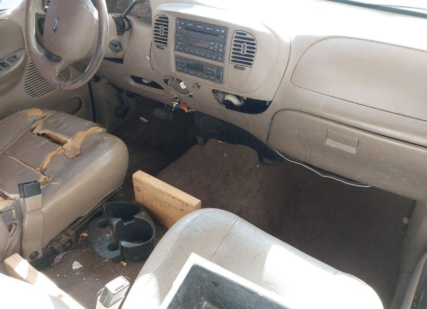 Photo 5 of 2003 Ford F-150 LARIAT/XLT (VIN 1FTRW07L83KD70319)