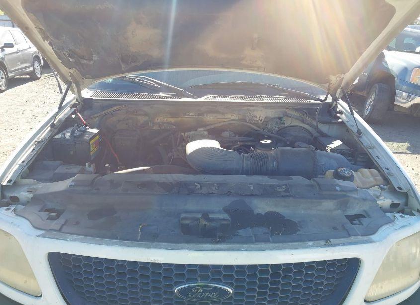 Photo 10 of 2001 Ford F-150 HARLEY-DAVIDSON EDITION/KING RANCH EDITION/LARIAT/XLT (VIN 1FTRW07L91KF50843)