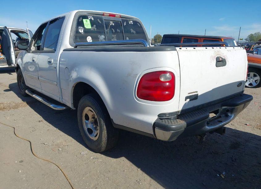 Photo 3 of 2001 Ford F-150 HARLEY-DAVIDSON EDITION/KING RANCH EDITION/LARIAT/XLT (VIN 1FTRW07L91KF50843)