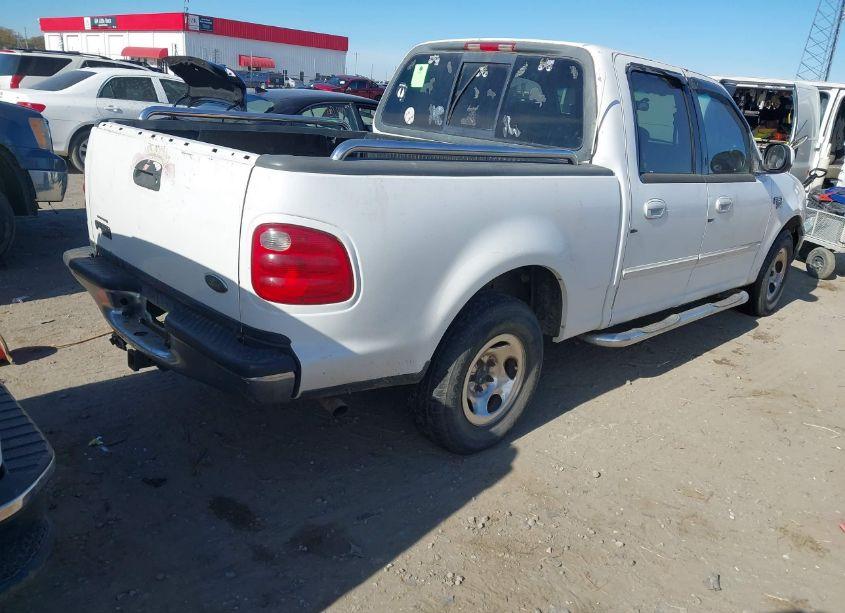 Photo 4 of 2001 Ford F-150 HARLEY-DAVIDSON EDITION/KING RANCH EDITION/LARIAT/XLT (VIN 1FTRW07L91KF50843)