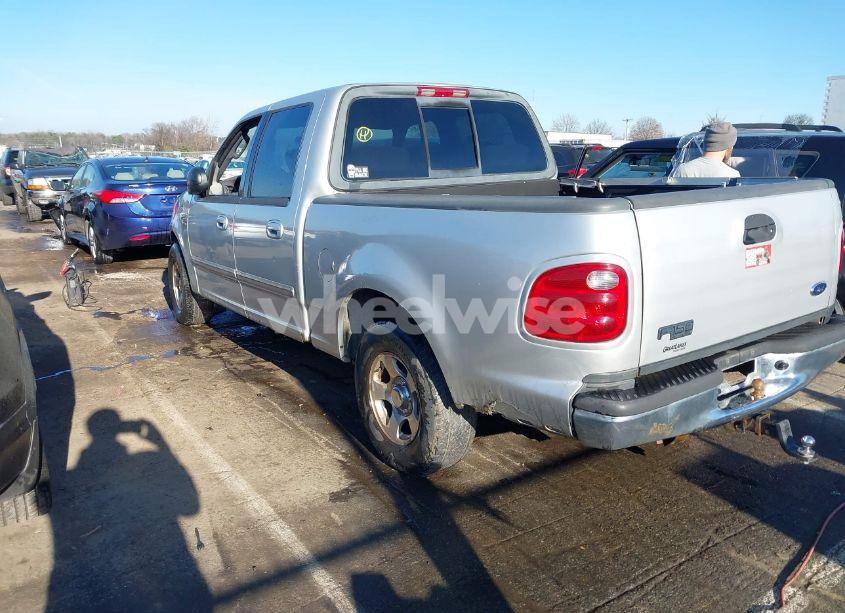Photo 10 of 2003 Ford F-150 LARIAT/XLT (VIN 1FTRW07L93KD12364)