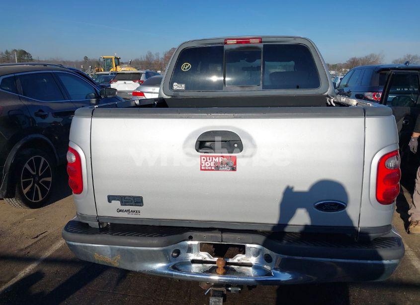 Photo 16 of 2003 Ford F-150 LARIAT/XLT (VIN 1FTRW07L93KD12364)