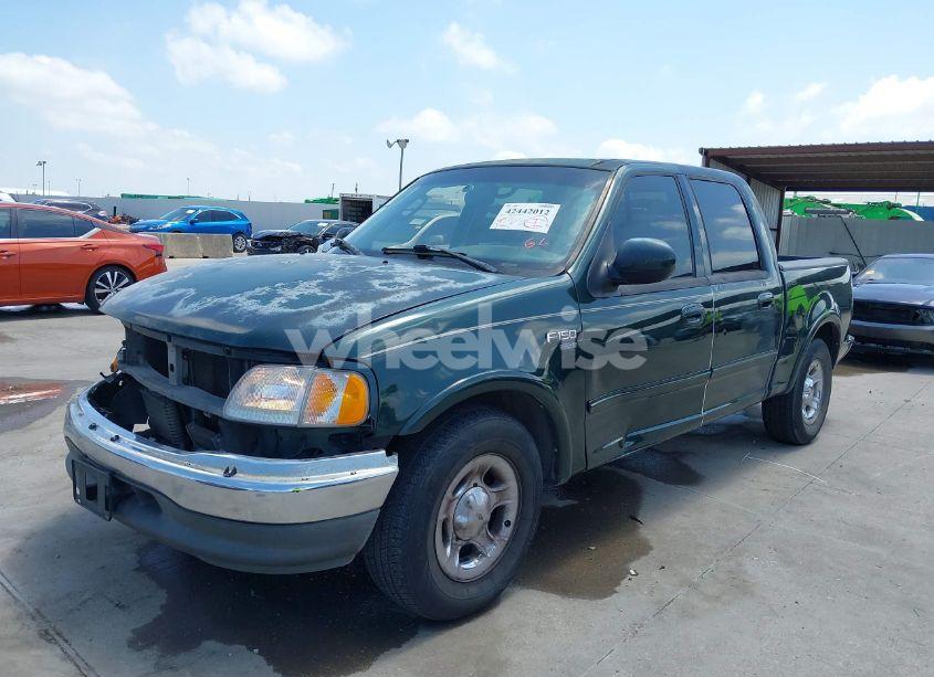 Photo 2 of 2003 Ford F-150 LARIAT/XLT (VIN 1FTRW07LX3KA65663)