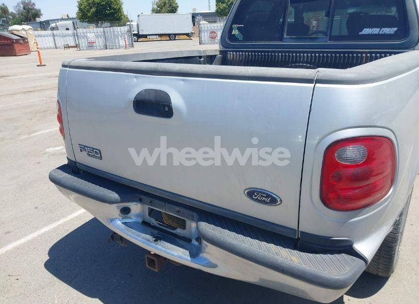 Photo 12 of 2003 Ford F-150 LARIAT/XLT (VIN 1FTRW07LX3KC37027)