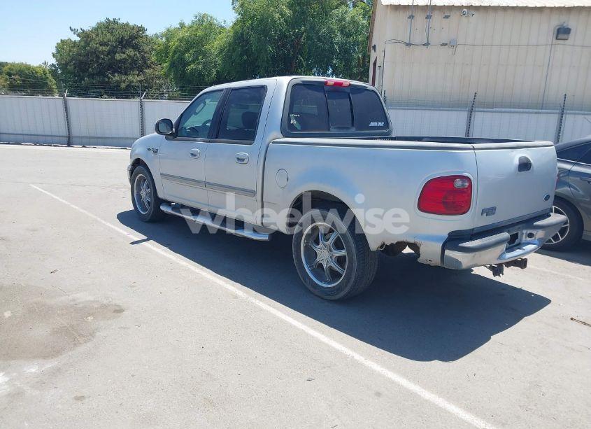 Photo 3 of 2003 Ford F-150 LARIAT/XLT (VIN 1FTRW07LX3KC37027)