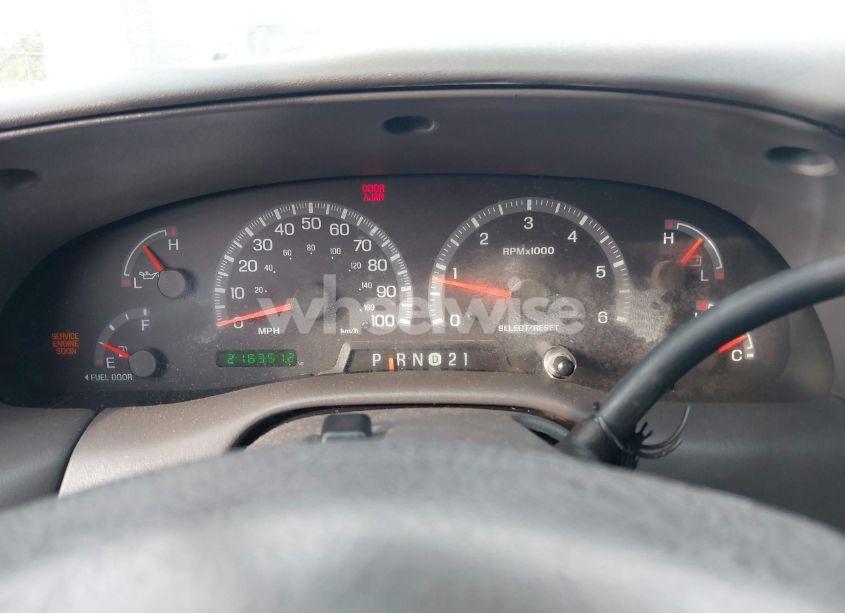 Photo 7 of 2001 Ford F-150 HARLEY-DAVIDSON EDITION/KING RANCH EDITION/LARIAT/XLT (VIN 1FTRW07W81KA41692)