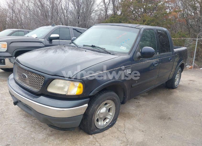 Photo 2 of 2001 Ford F-150 HARLEY-DAVIDSON EDITION/KING RANCH EDITION/LARIAT/XLT (VIN 1FTRW07W81KB36950)