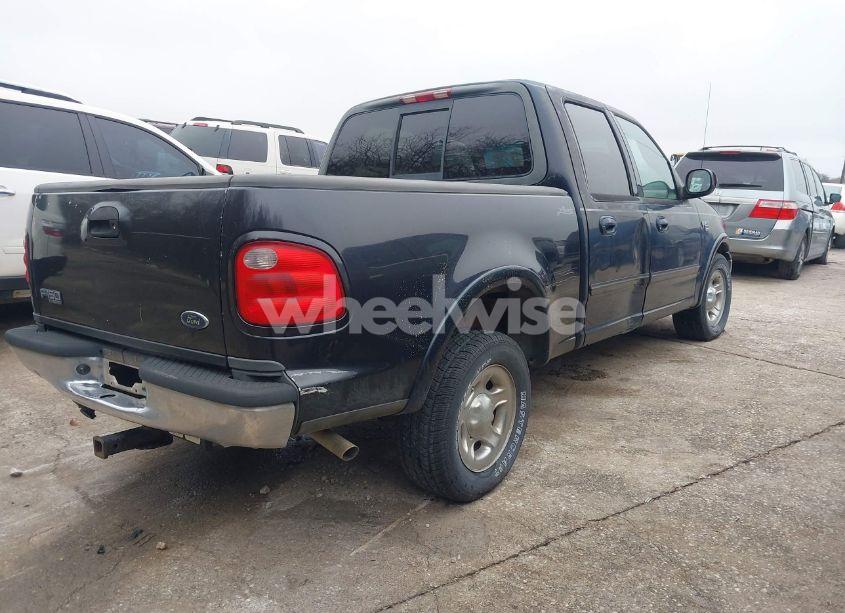 Photo 4 of 2001 Ford F-150 HARLEY-DAVIDSON EDITION/KING RANCH EDITION/LARIAT/XLT (VIN 1FTRW07W81KB36950)