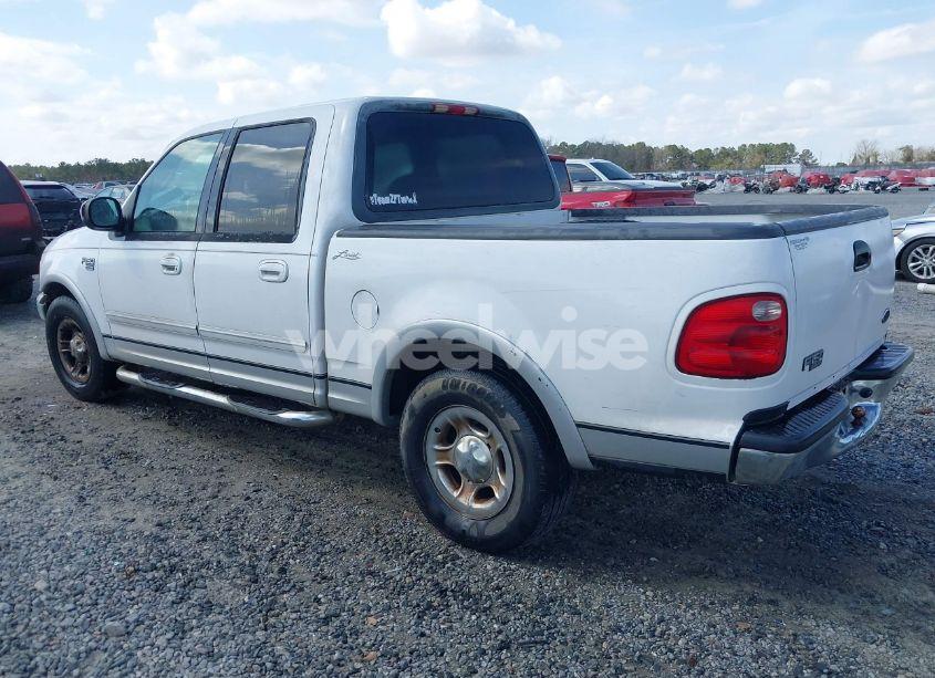 Photo 3 of 2001 Ford F-150 HARLEY-DAVIDSON EDITION/KING RANCH EDITION/LARIAT/XLT (VIN 1FTRW07W91KE36030)