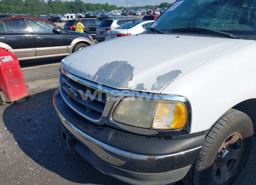 Photo 6 of 2001 Ford F-150 HARLEY-DAVIDSON EDITION/KING RANCH EDITION/LARIAT/XLT (VIN 1FTRW07WX1KA76959)