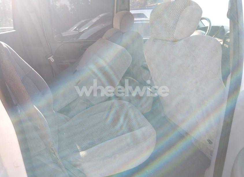 Photo 8 of 2001 Ford F-150 HARLEY-DAVIDSON EDITION/KING RANCH EDITION/LARIAT/XLT (VIN 1FTRW07WX1KA76959)