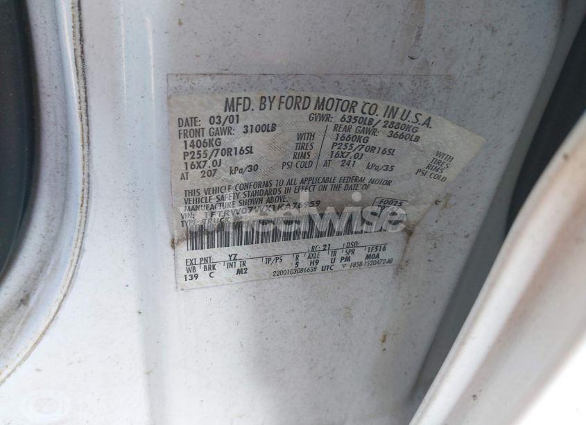 Photo 9 of 2001 Ford F-150 HARLEY-DAVIDSON EDITION/KING RANCH EDITION/LARIAT/XLT (VIN 1FTRW07WX1KA76959)