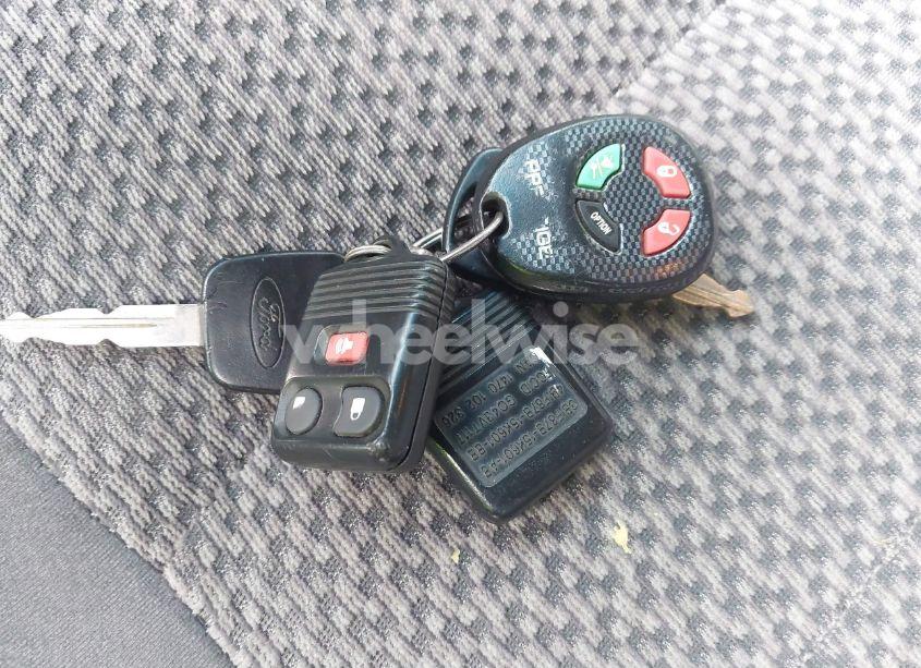 Photo 11 of 2002 Ford F-150 LARIAT/XLT (VIN 1FTRW08602KD59483)