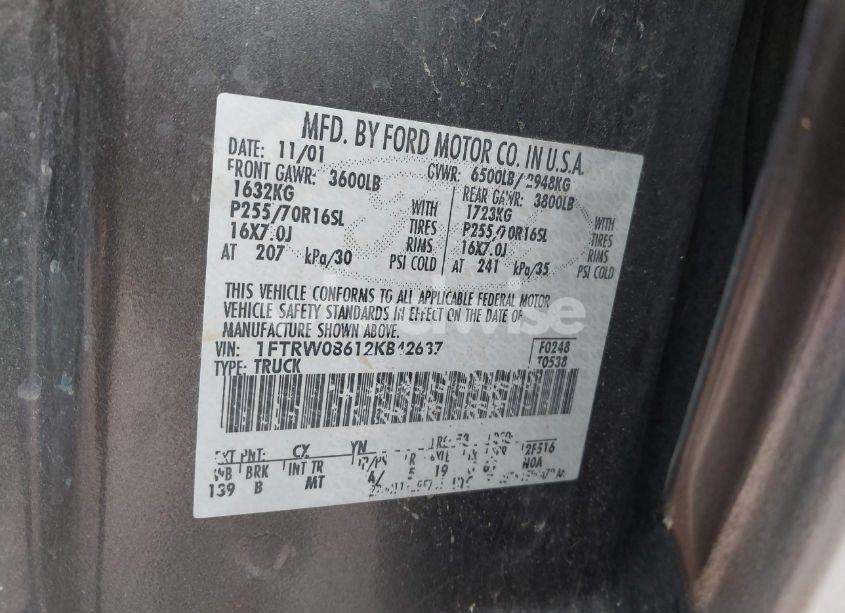 Photo 9 of 2002 Ford F-150 LARIAT/XLT (VIN 1FTRW08612KB42637)